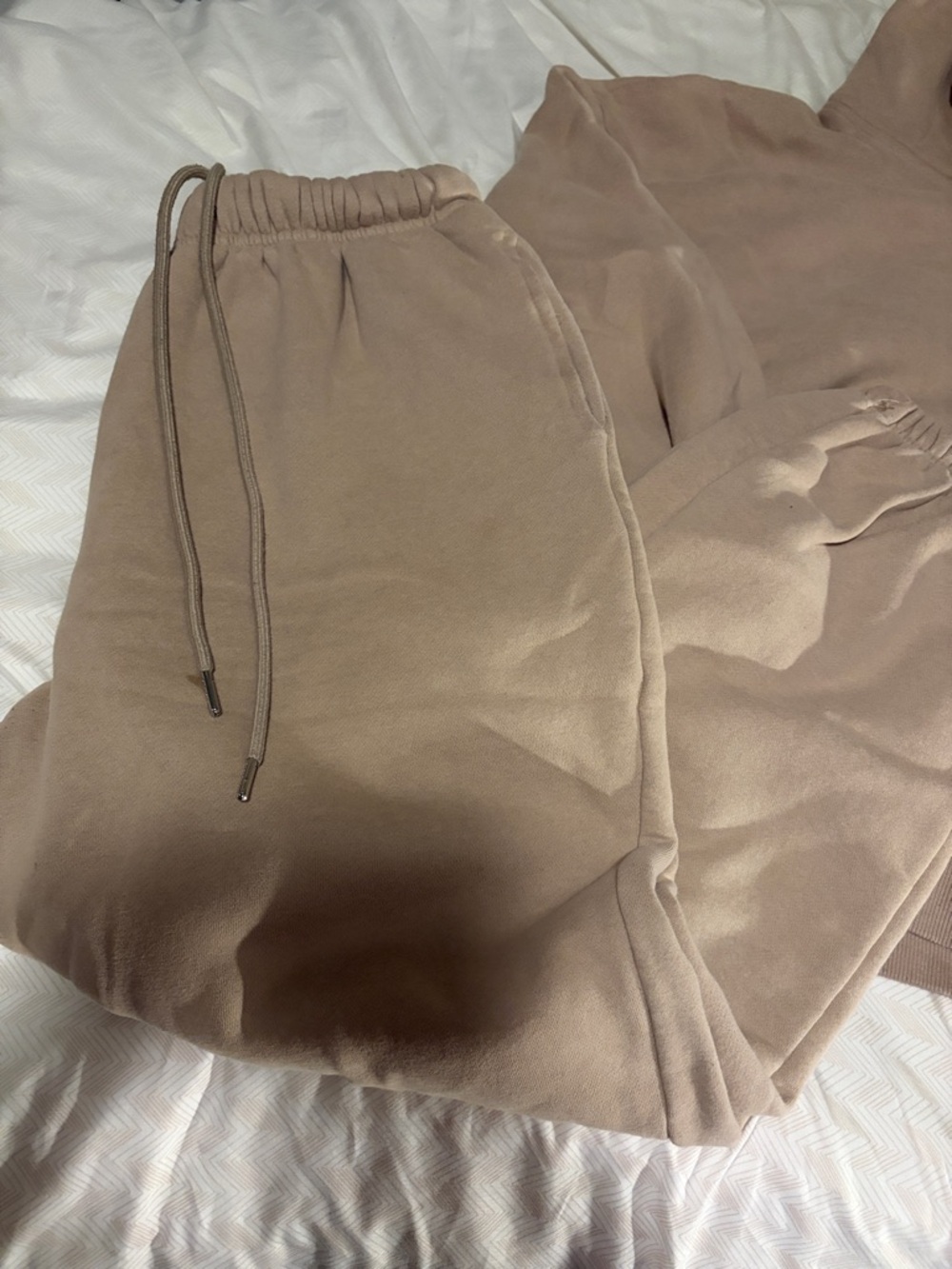 Neutral Taupe Hoodie and Sweatpants Set - Medium - Picture 2 of 7